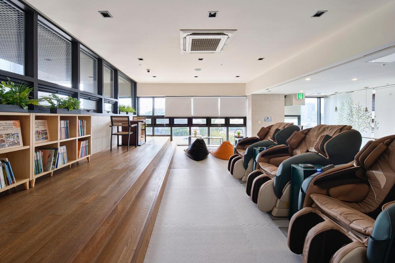 The Island Blue Hotel Seogwipo Exterior photo