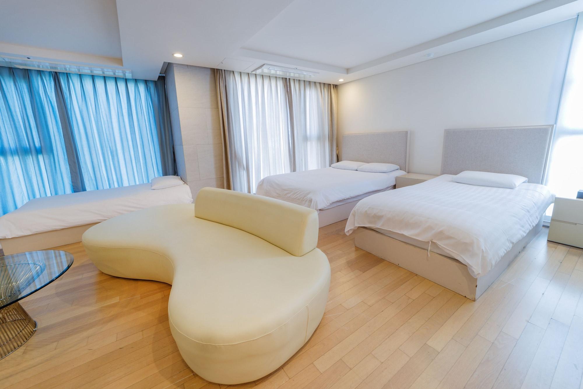 The Island Blue Hotel Seogwipo Exterior photo
